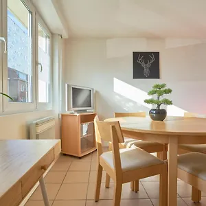 https://joli-t2-bis-avec-terrasse-et-parking-securise-proche.lillehotels.org